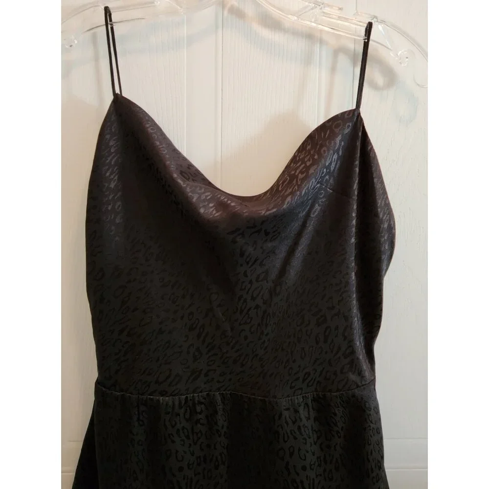 Kendall & Kylie Sleeveless Lace Up Back‎ Mini Dress Black Animal Print Size 0/2